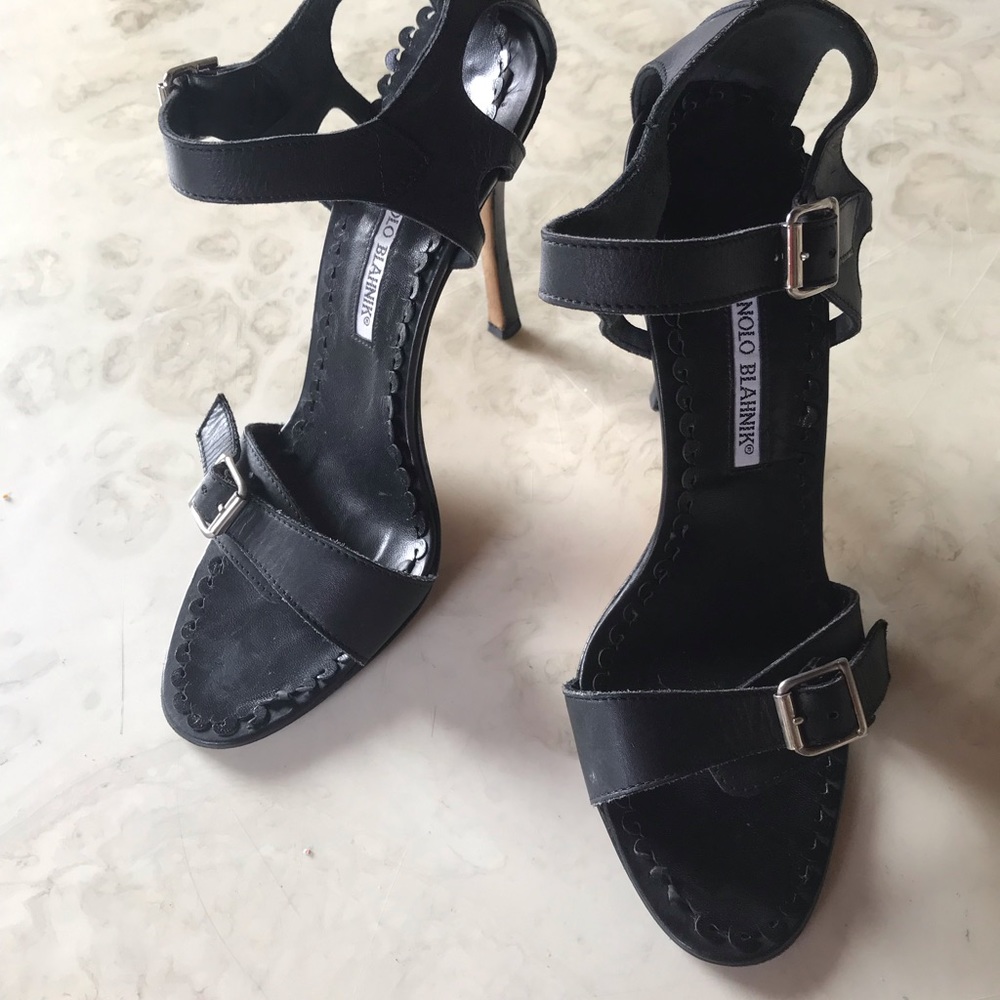 MANOLO BLAHNIK 4” high heels black strapy leather sandals - UGC